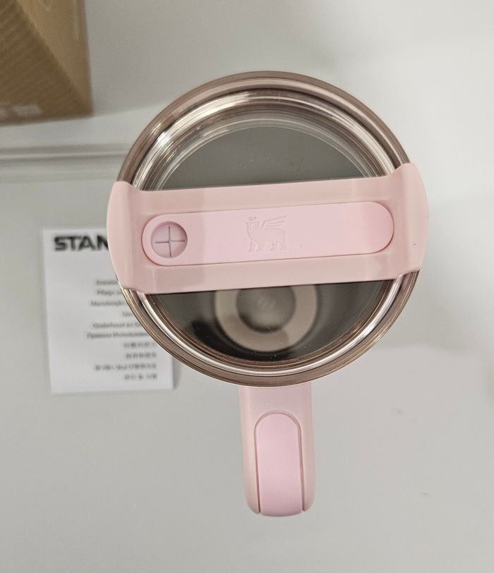 Cup Stanley × Stitch - photo numéro 3