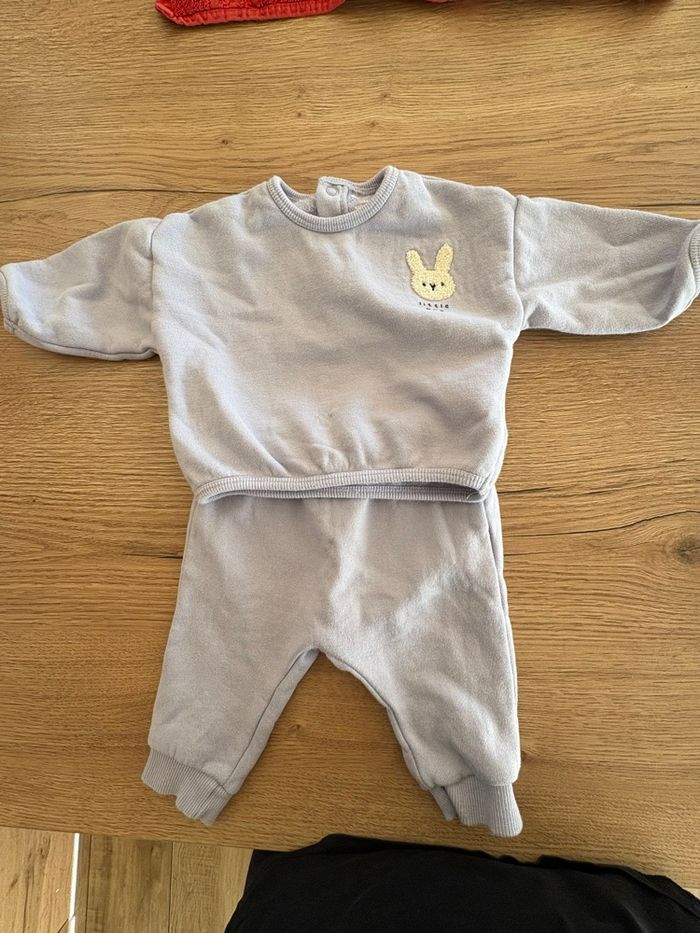 Ensemble jogging et sweat