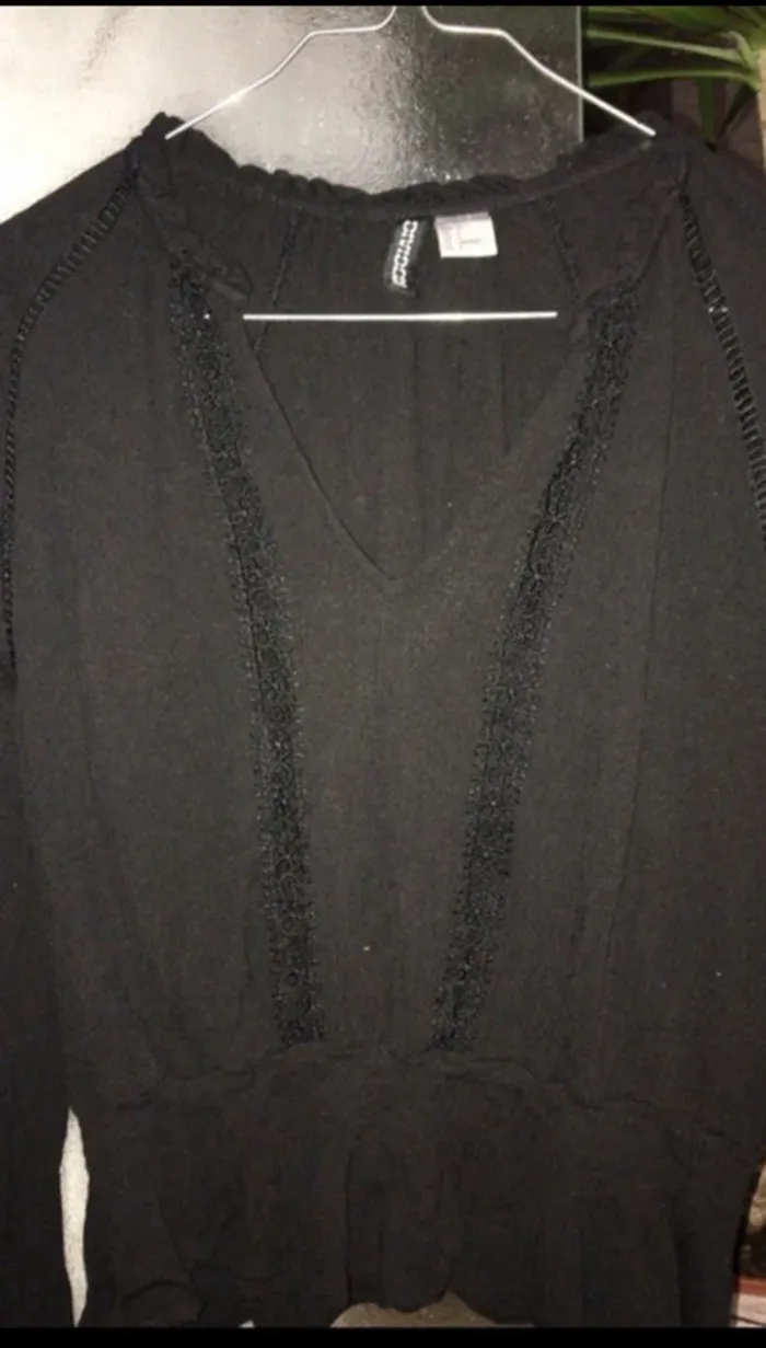 Blouse noir H&M - photo numéro 3