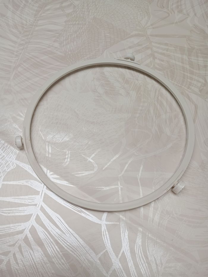 Support roulettes micro-ondes - photo numéro 2