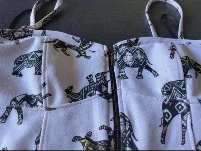 Top bustier imprimé éléphants Bershka – Taille M - photo numéro 3