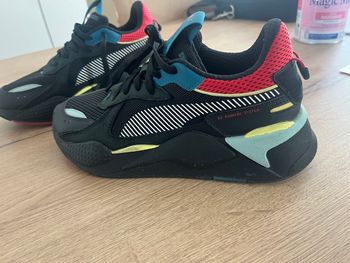 Chaussure puma RS-X taille 40 quasi neuve