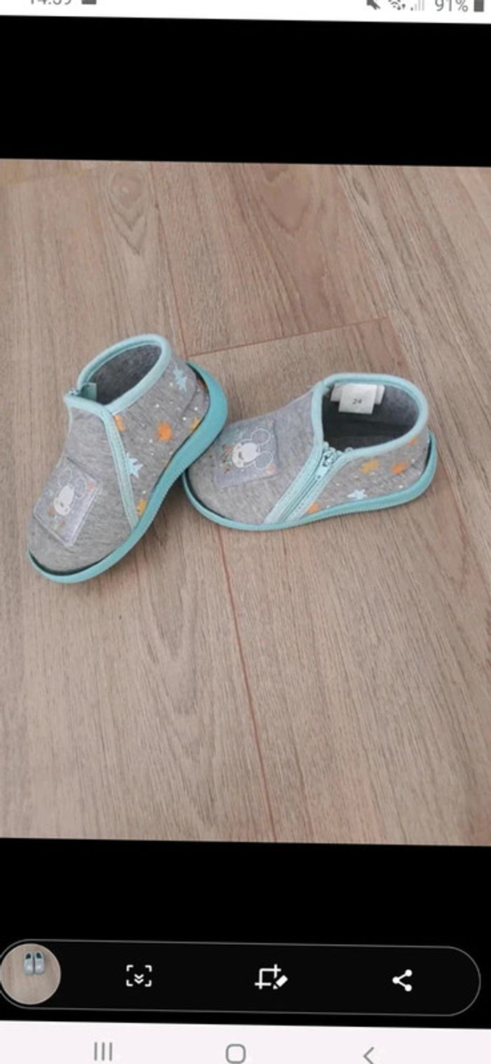 Chaussons T24