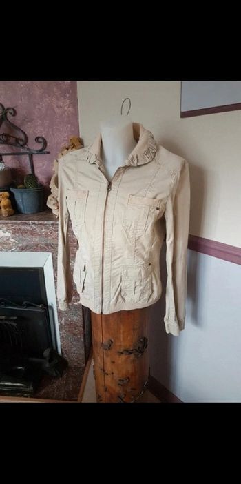 Veste beige  40 promod