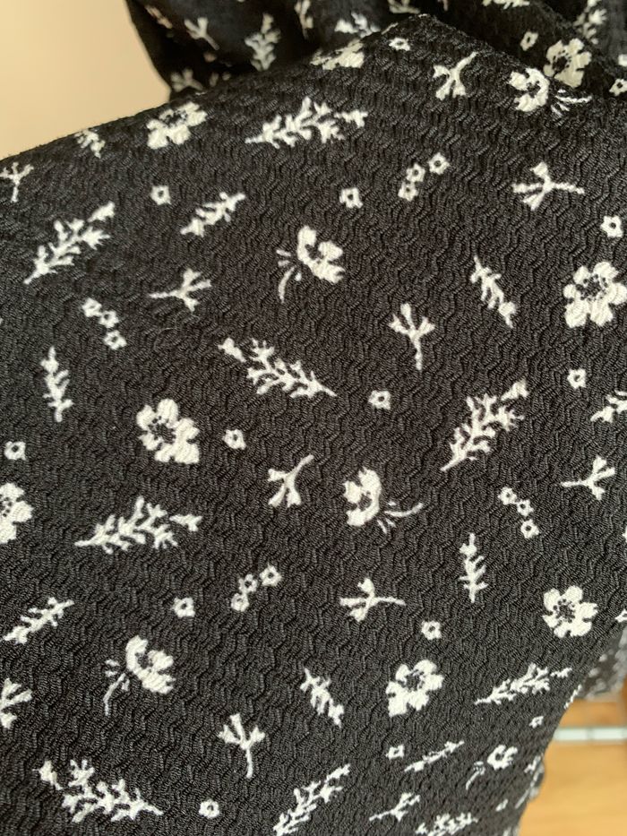 Combishort noire à fleurs - photo numéro 5