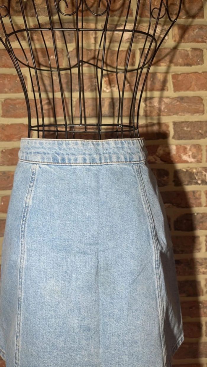 Jupe en jeans bleu clair patineuse Pull and Bear Taille S / 36 - photo numéro 6