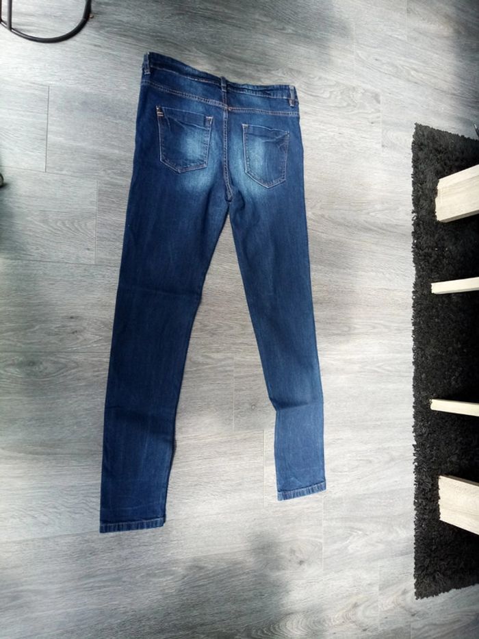 Jean femme T. 42 - photo numéro 7