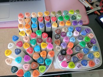 90 Crayons aquamarker triangle le lot ou à l'unité