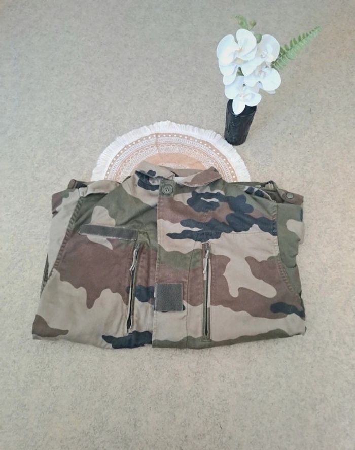 Veste militaire, taille L, marque Paul Boyé