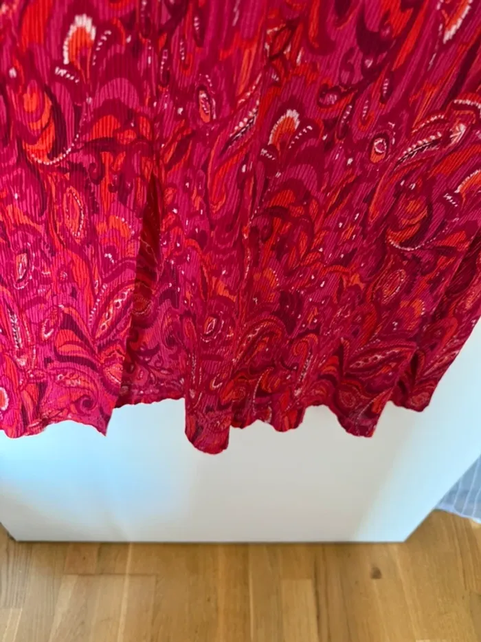 Robe avec fente - photo numéro 6