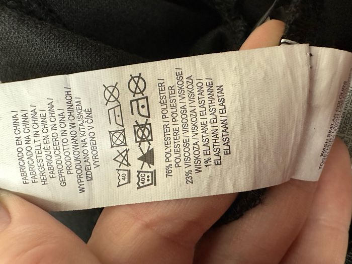 Jupe noir - photo numéro 4