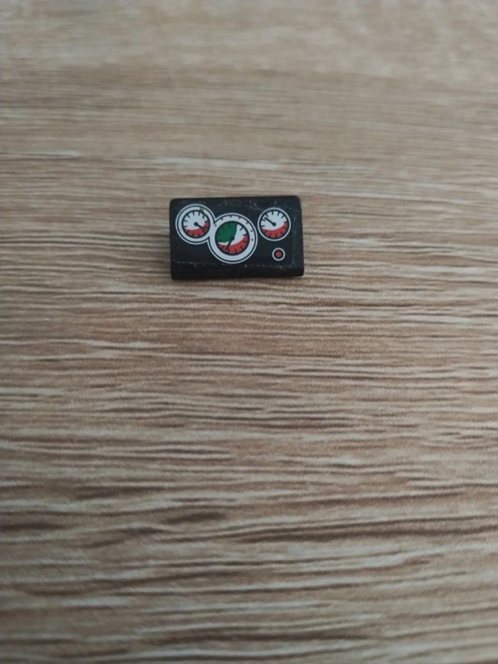 Lego city tuile 2x1 pente compteur - photo numéro 2