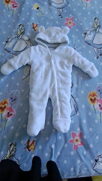 Combinaison ourson 6 mois neuf