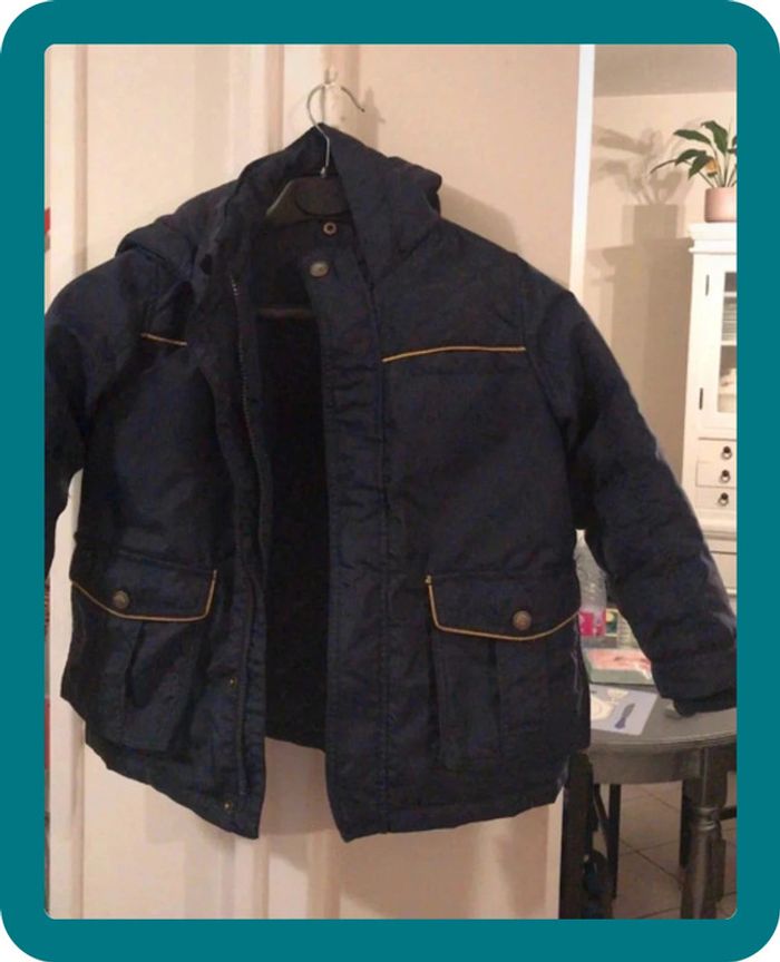 Lot 5 ans Manteau hiver jeans teeshirt cars