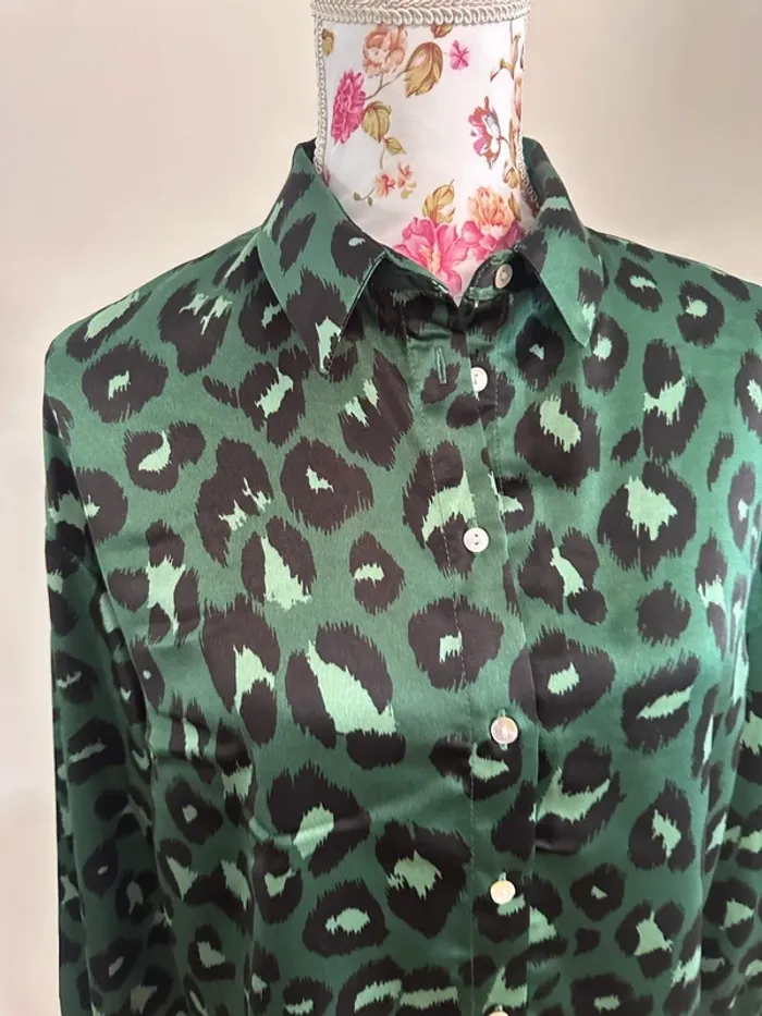 Chemise léopard satinée - photo numéro 2