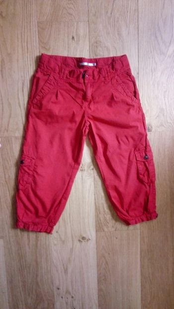 Pantacourt rouge lumineux