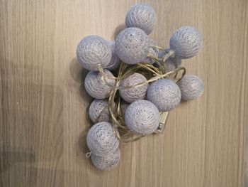 Guirlande boule lumineuse grise