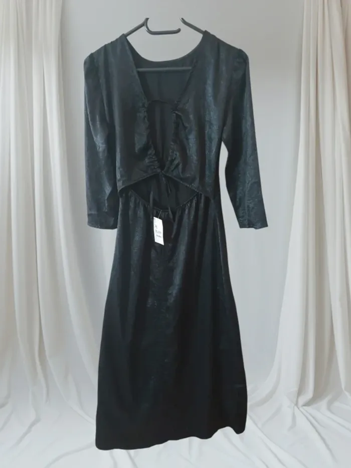 Magnifique robe longue T.XS neuve avec étiquette - photo numéro 2