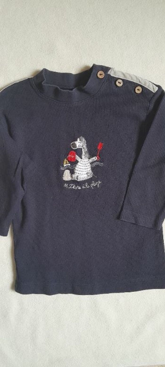 Pull zèbre à la plage 18-24 mois