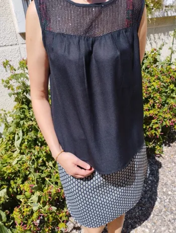 Petit haut noir