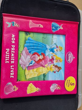 Livre puzzle disney