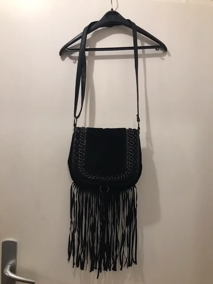 Sac à main atmosphère velours noir en bandoulière avec des franche taille unique - photo numéro 2