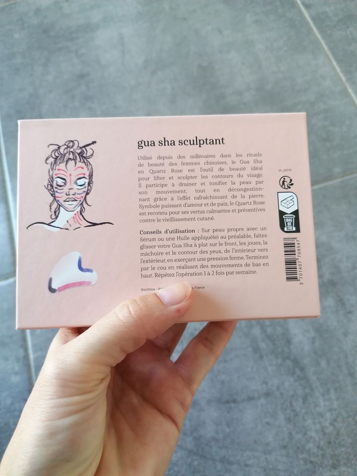 Gua Sha sculptant visage quartz rose onatera neuf - photo numéro 3