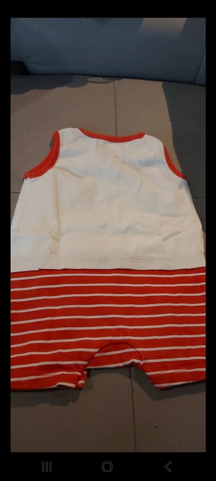 Combinaison 3 mois du pareil au meme - photo numéro 3