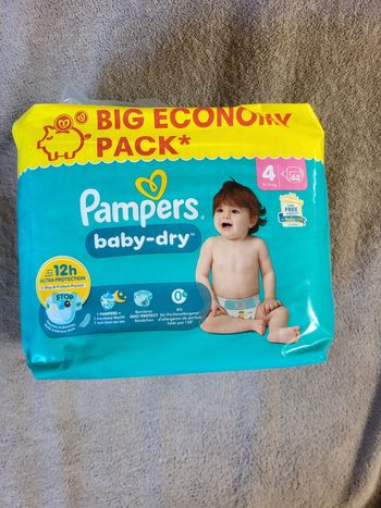 Couches Pampers Taille 4