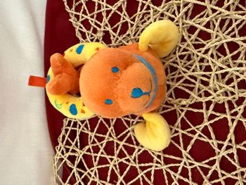 SUCRE D'ORGE DOUDOU OTARIE ORANGE BOUEE JAUNE