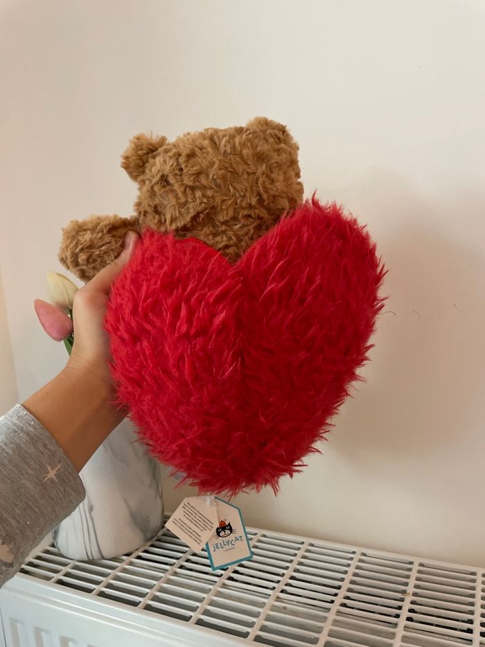 Peluche Jellycat Bartholomew Bear HeartRobe - photo numéro 9