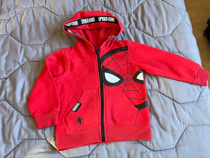 Lots 2 gilets et le 3eme offert