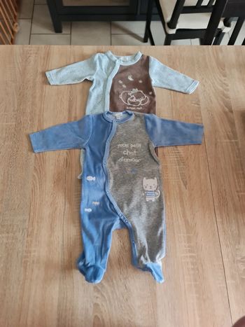Pyjamas bébé