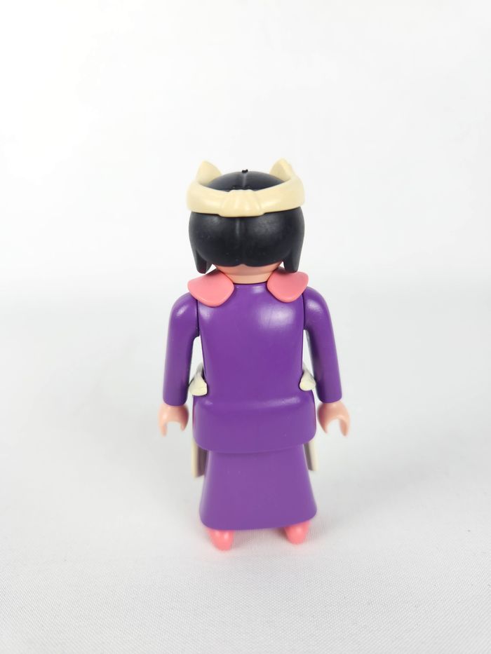 Figurine Playmobil Servante / Domestique - Set Maison Victorienne 5324 - photo numéro 3