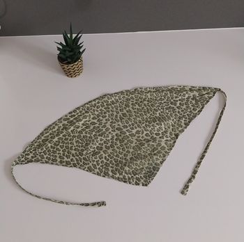 Foulard triangle 