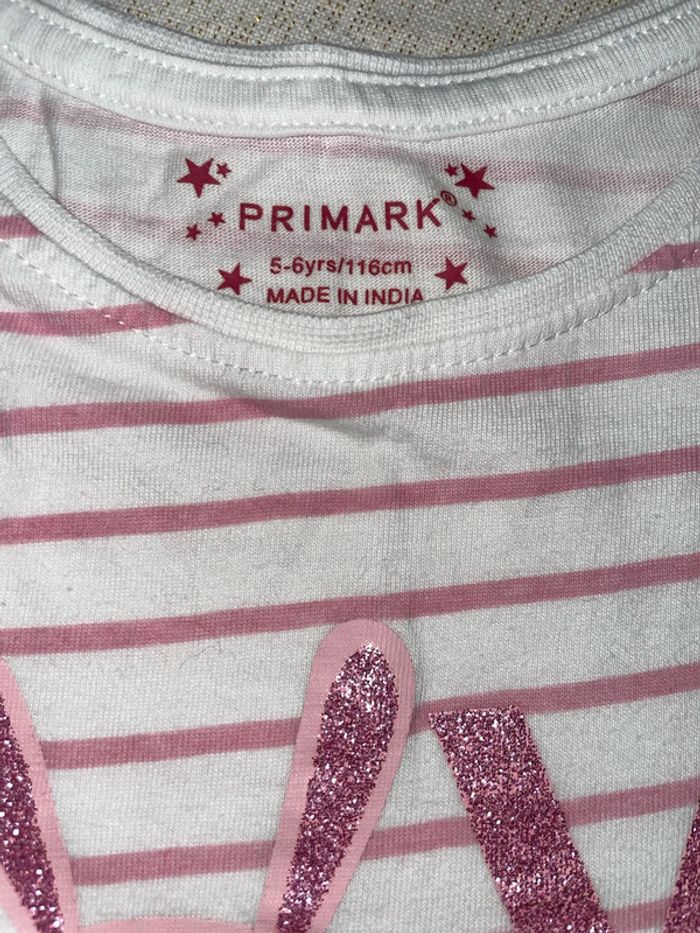 Tee shirt primark 5-6 ans - photo numéro 4