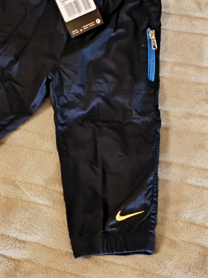 Bas de bébé Nike neuf - 12 mois - 100% Polyester - photo numéro 3