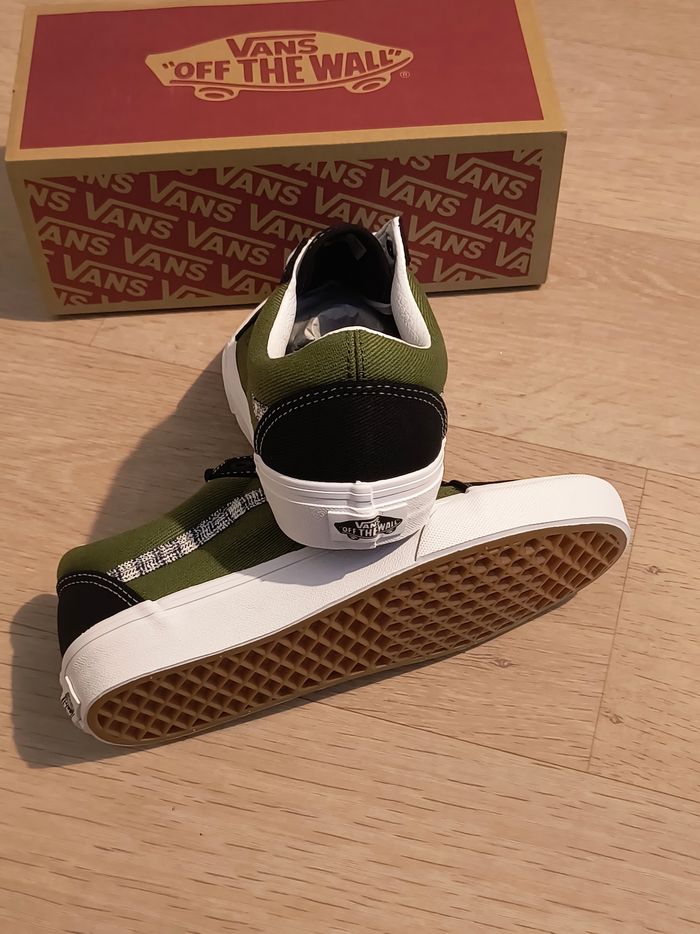 Baskets chaussures Vans old skool taille 36.5 neuves - photo numéro 4
