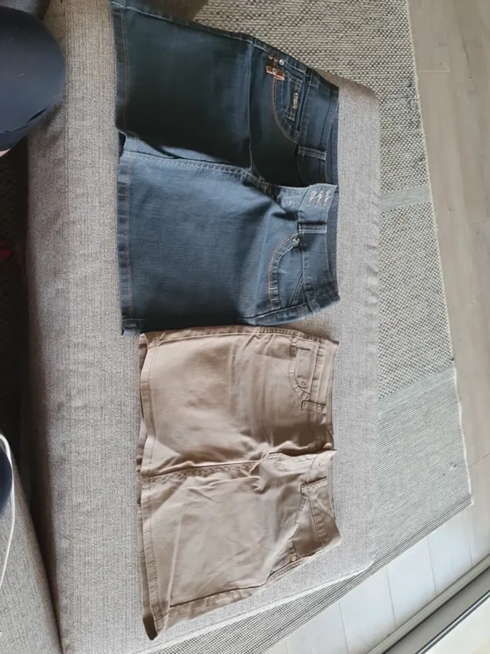 Lot de jupe en jean