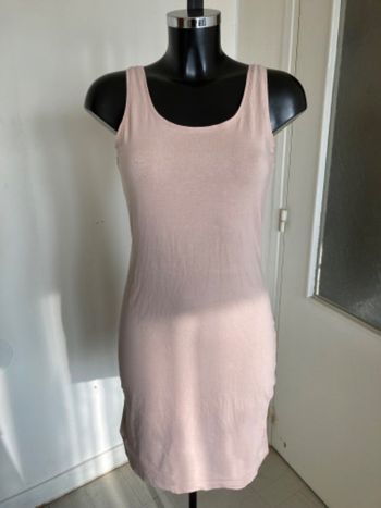 Robe rose pâle taille 36/S