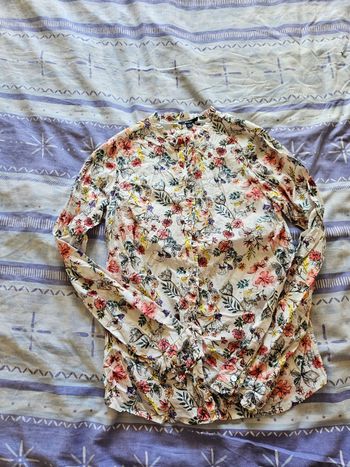 Chemise kiabi motif floral