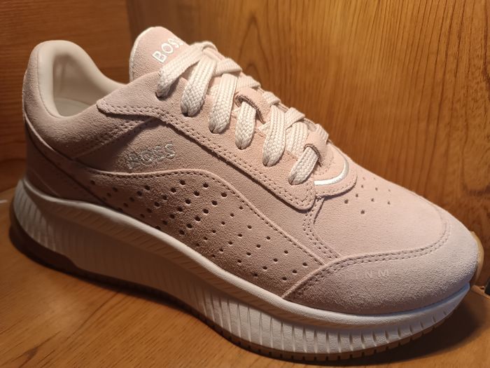 [NEUVES] Baskets BOSS TTNMEVO Runn SD Pastel Pink 36
