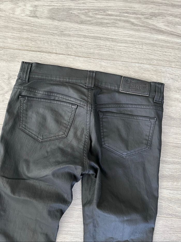 Jean denim skinny slim huilé noir en cuir Diesel T26 36 S - photo numéro 6
