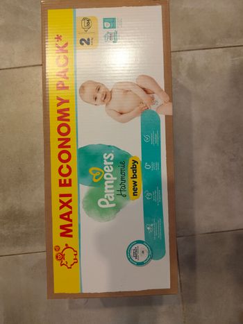104 Couches pampers harmonie taille 2