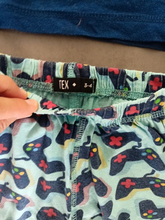 Pyjama bleu - photo numéro 4