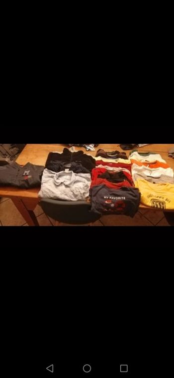 Lot de vêtements