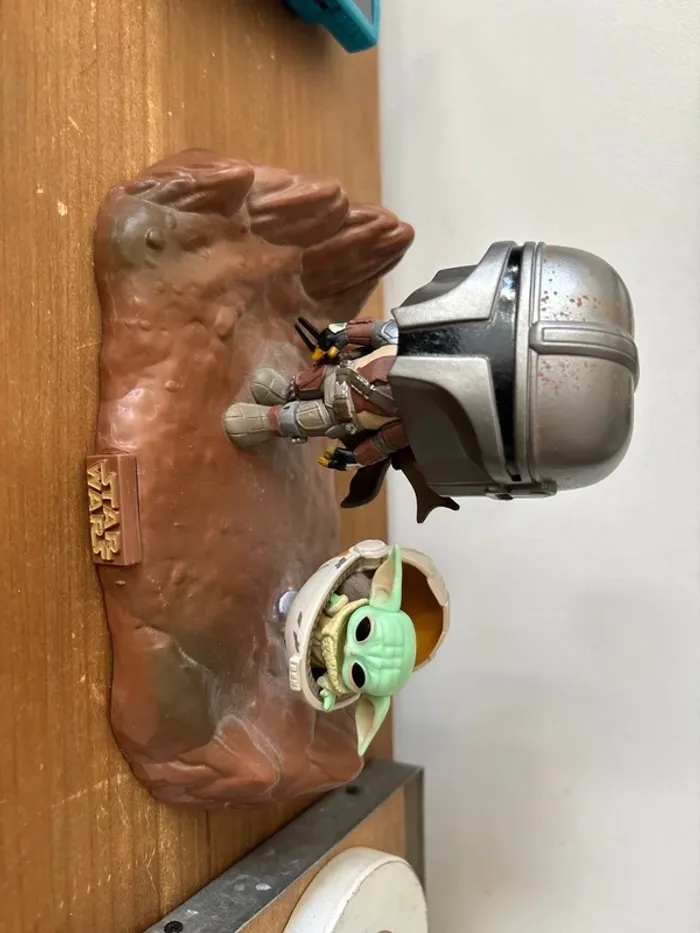 Pop diorama mandalorian et grogu 390