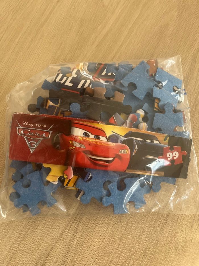 Puzzle cars 99 pièces
