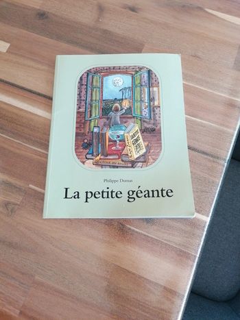 Livre la petite géante