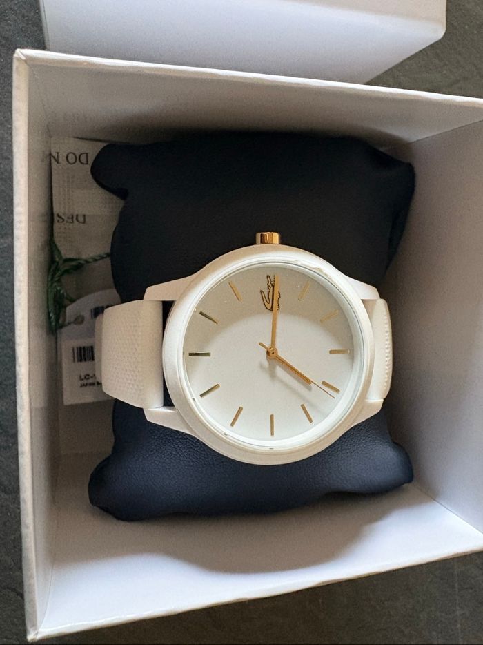 Montre LACOSTE NEUVE - photo numéro 2